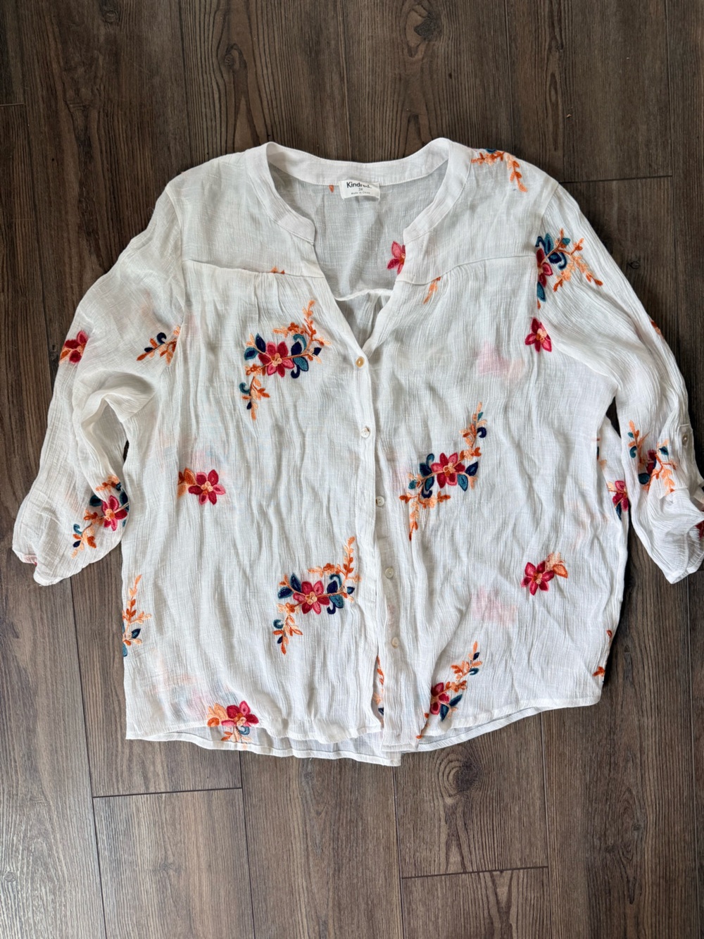 Kierra & Co. White Embroidered Button-Front Blouse - Floral Detail